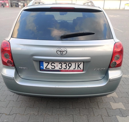 Toyota Avensis cena 11000 przebieg: 277590, rok produkcji 2007 z Szczecin małe 137